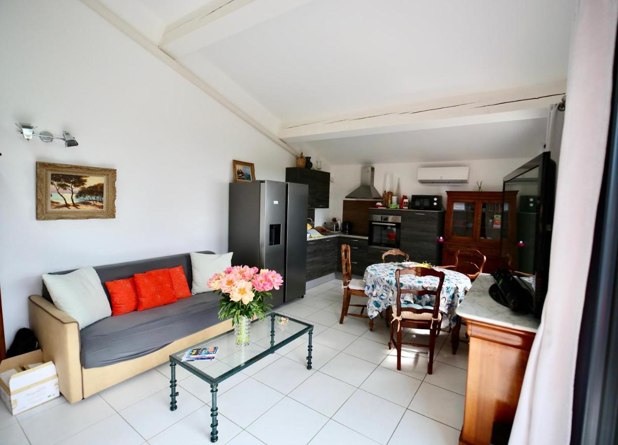 Duplex Vue Mer Plage De Saint-Clair Le Lavandou Buitenkant foto